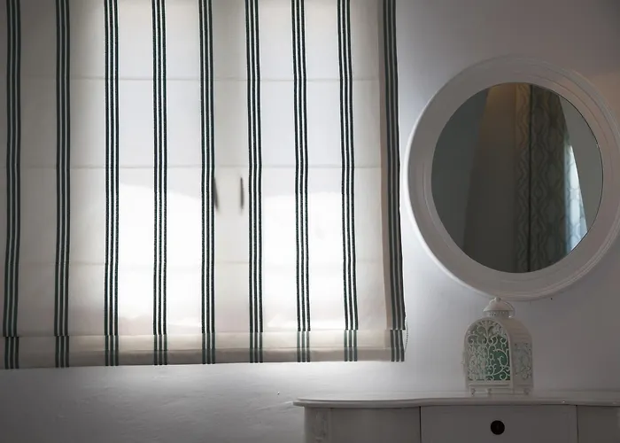 Renieris Апартаменты Имеровигли