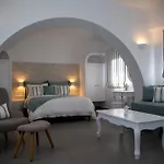 Renieris Апартаменты